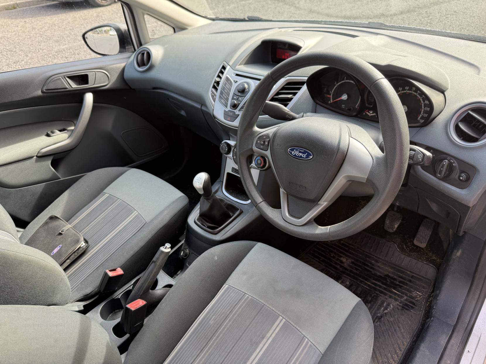 Ford Fiesta 1.25 Edge Hatchback 5dr Petrol Manual (133 g/km, 81 bhp)