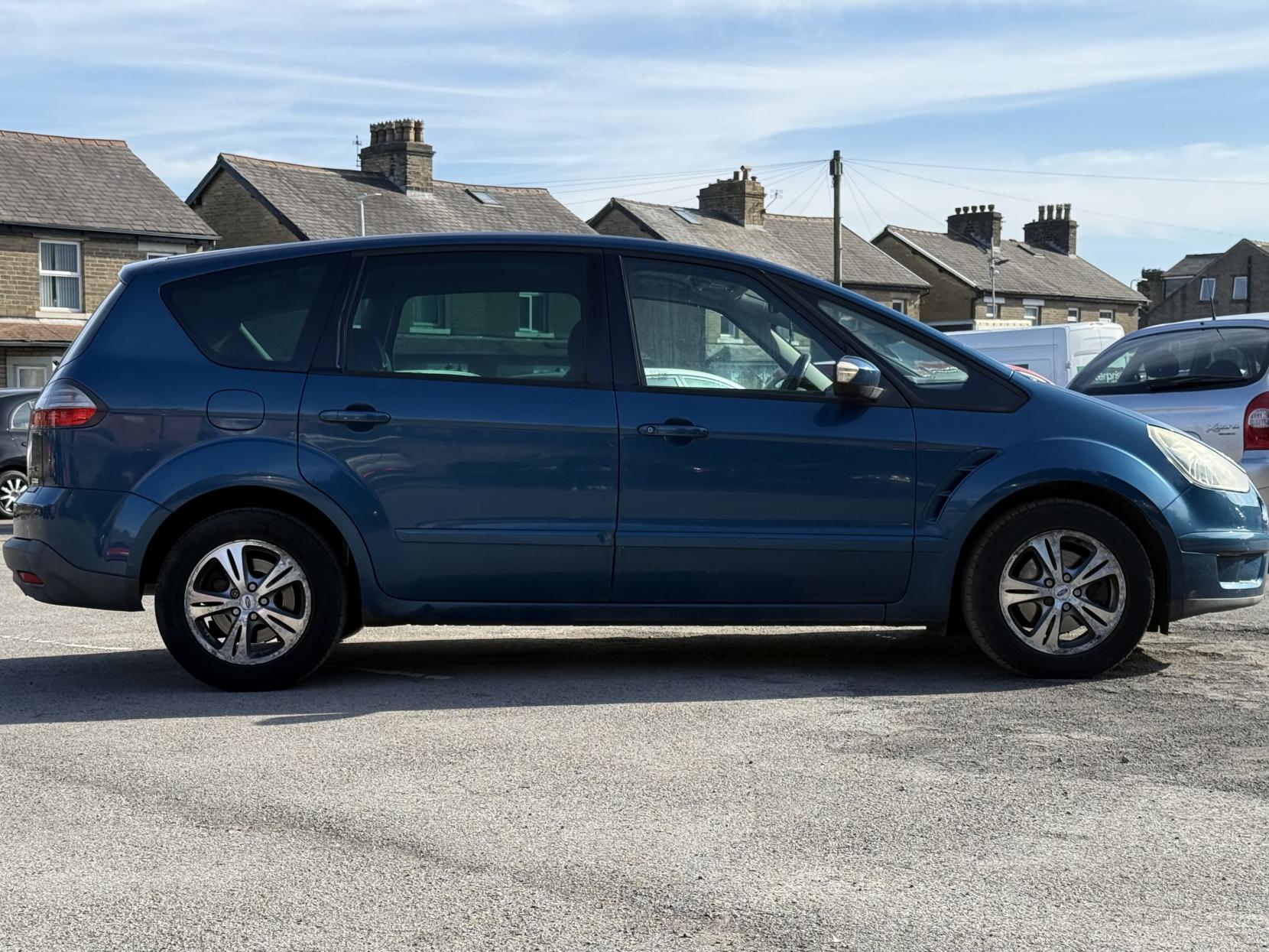 Ford S-Max 2.0 TDCi Zetec MPV 5dr Diesel Manual (169 g/km, 138 bhp)