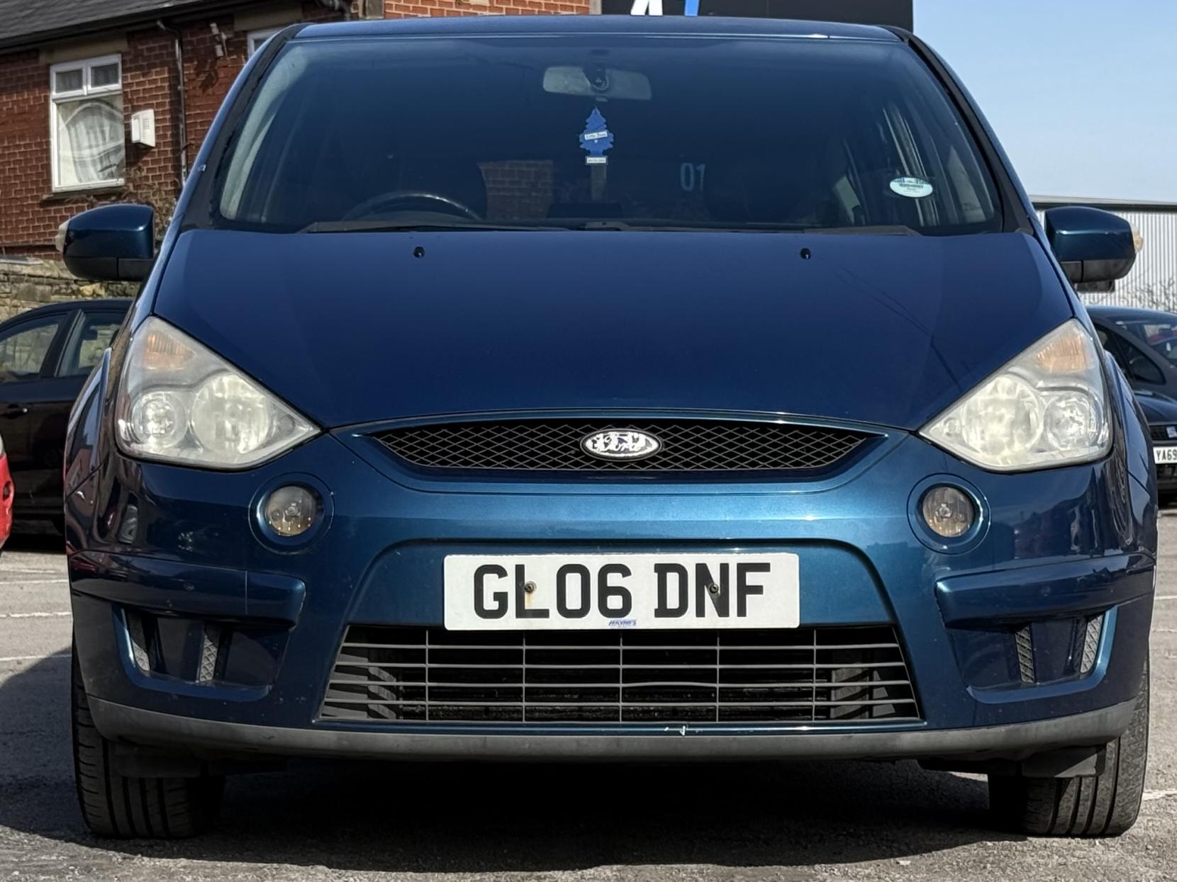 Ford S-Max 2.0 TDCi Zetec MPV 5dr Diesel Manual (169 g/km, 138 bhp)