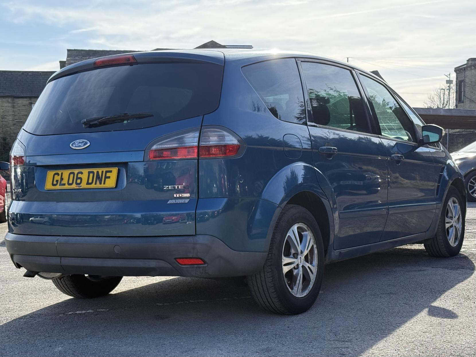 Ford S-Max 2.0 TDCi Zetec MPV 5dr Diesel Manual (169 g/km, 138 bhp)