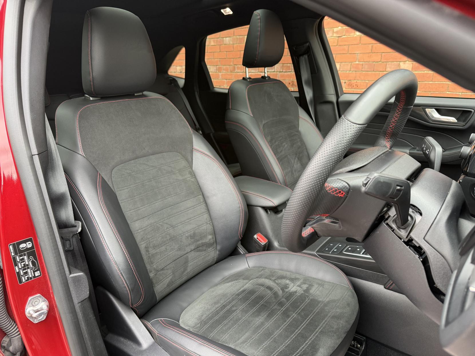 Ford Kuga 2.5h Duratec ST-Line X Edition SUV 5dr Petrol Hybrid CVT Euro 6 (s/s) (190 ps)