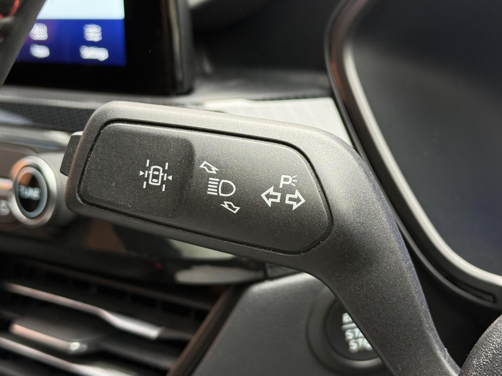 Ford Kuga 2.5h Duratec ST-Line X Edition SUV 5dr Petrol Hybrid CVT Euro 6 (s/s) (190 ps)