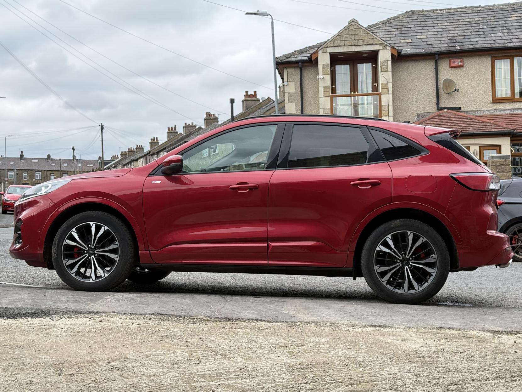 Ford Kuga 2.5h Duratec ST-Line X Edition SUV 5dr Petrol Hybrid CVT Euro 6 (s/s) (190 ps)