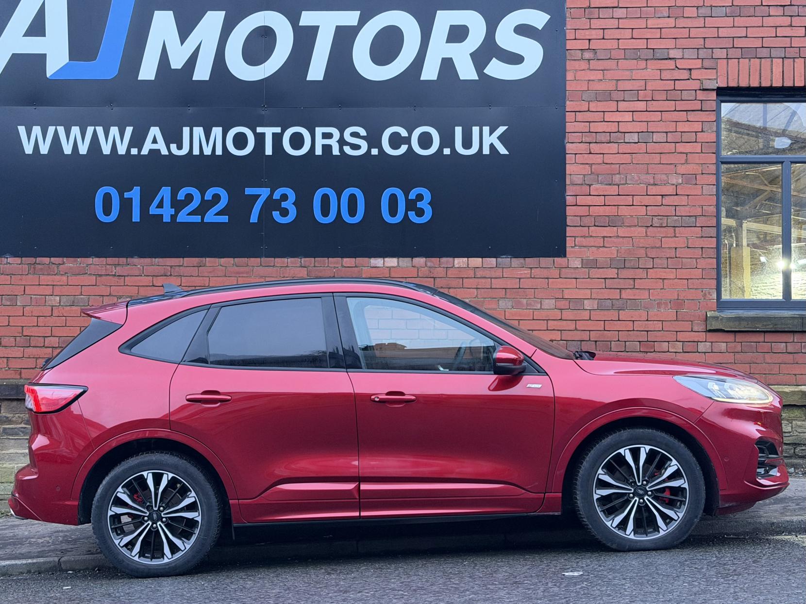 Ford Kuga 2.5h Duratec ST-Line X Edition SUV 5dr Petrol Hybrid CVT Euro 6 (s/s) (190 ps)