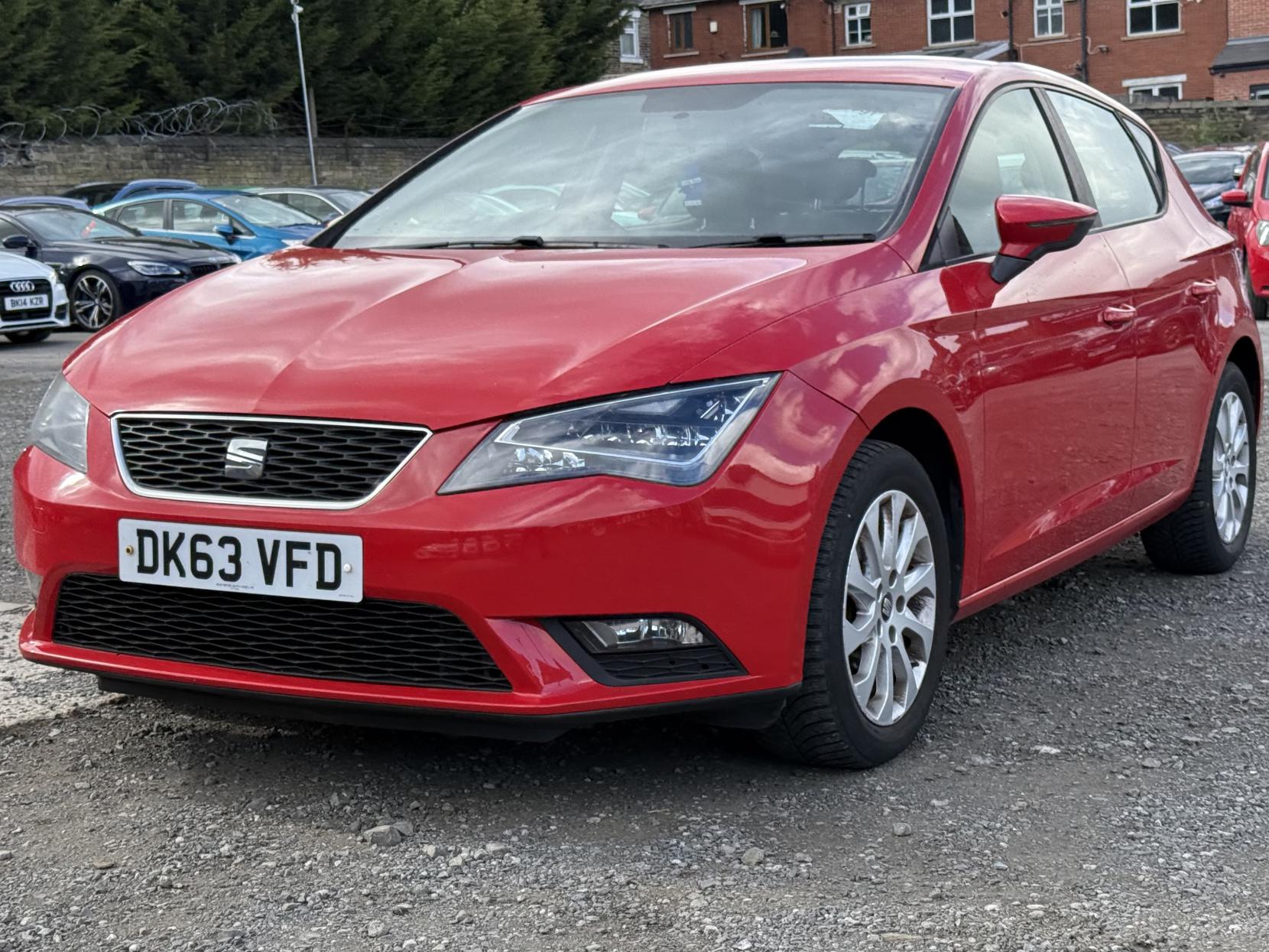 SEAT Leon 1.6 TDI CR SE Hatchback 5dr Diesel Manual Euro 5 (s/s) (105 ps)