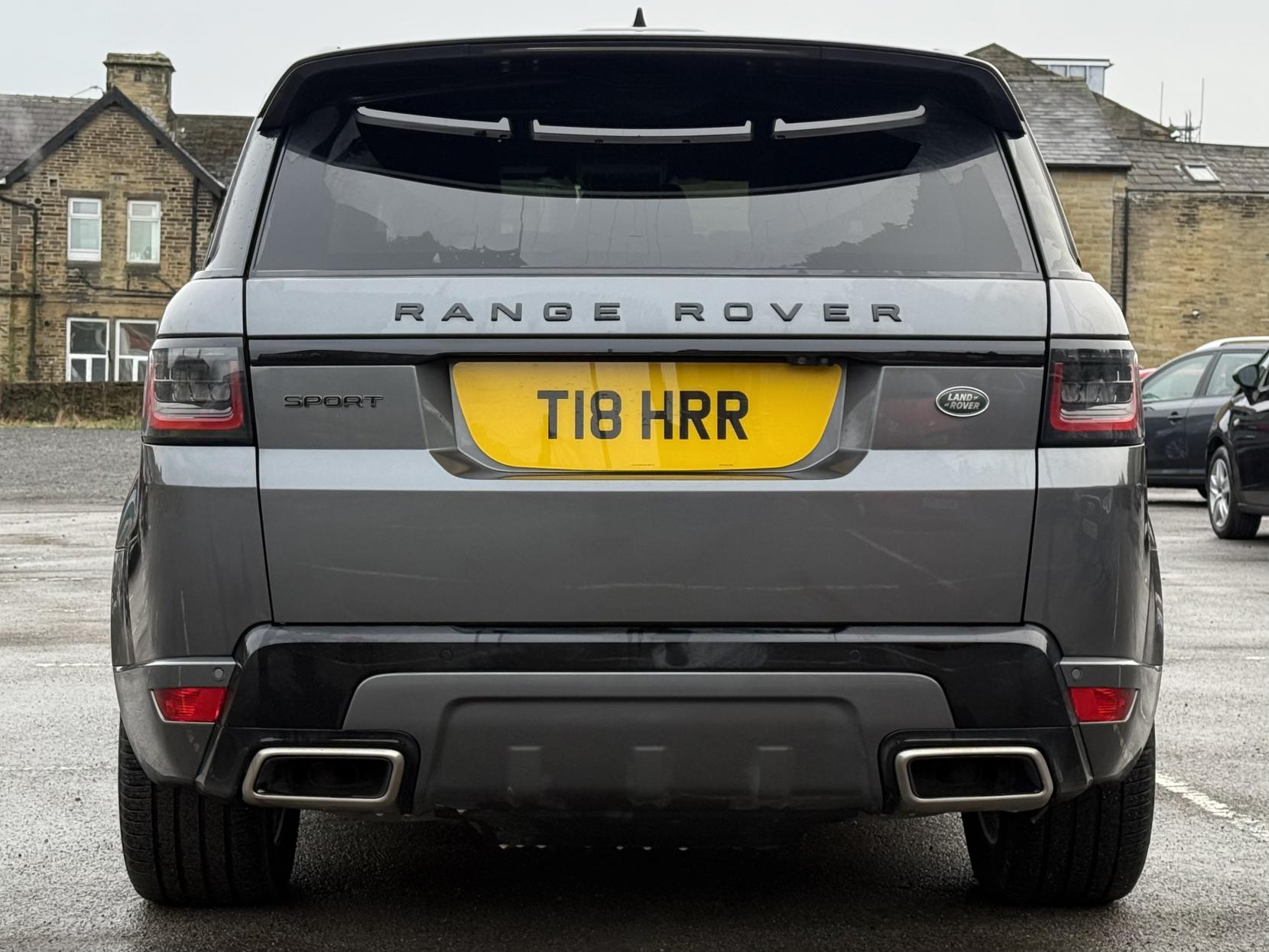 Land Rover Range Rover Sport 3.0 SD V6 HSE Dynamic SUV 5dr Diesel Auto 4WD Euro 6 (s/s) (306 ps)