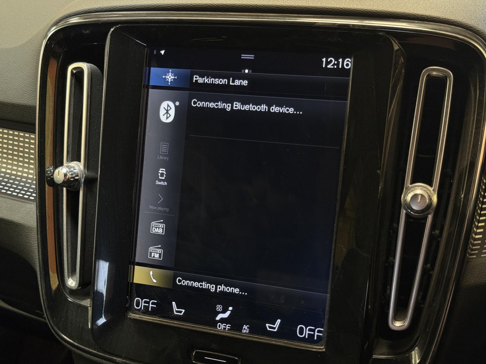 Volvo XC40 2.0 B4 MHEV R-Design Pro SUV 5dr Petrol Hybrid Auto AWD Euro 6 (s/s) (197 ps)