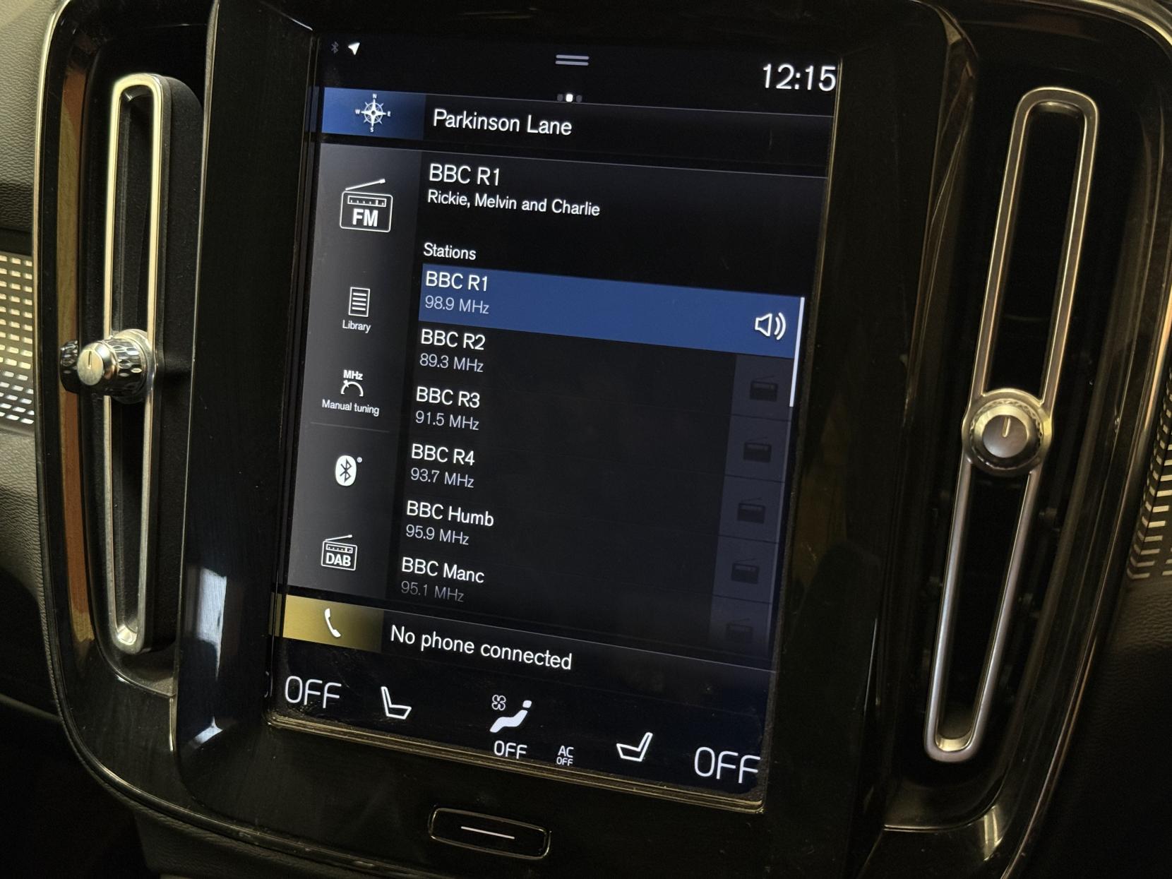 Volvo XC40 2.0 B4 MHEV R-Design Pro SUV 5dr Petrol Hybrid Auto AWD Euro 6 (s/s) (197 ps)