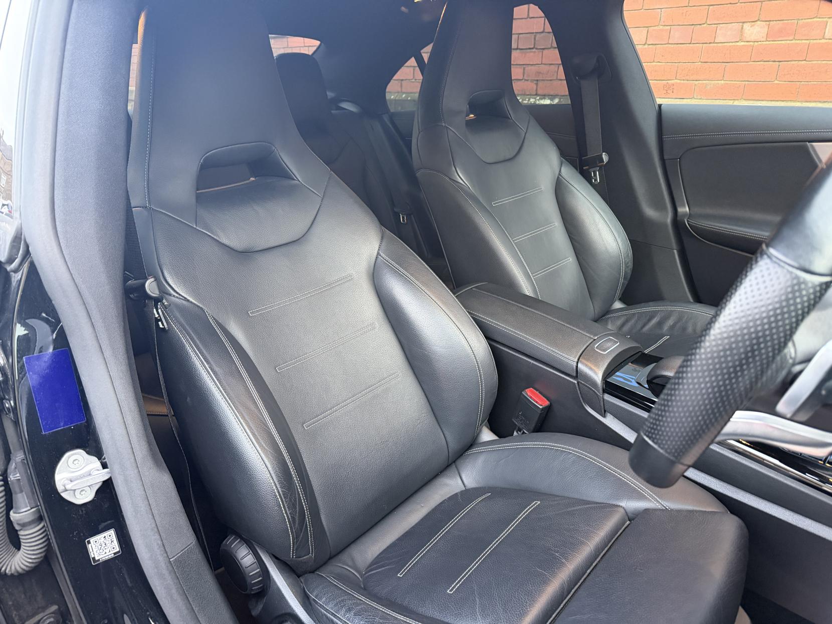 Mercedes-Benz CLA 2.0 CLA220d AMG Line Coupe 4dr Diesel 8G-DCT Euro 6 (s/s) (190 ps)