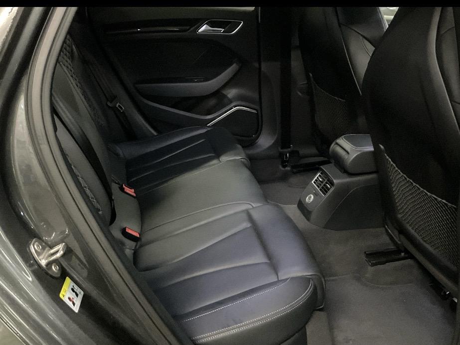 Audi RS3 2.5 TFSI Audi Sport Edition Sportback 5dr Petrol S Tronic quattro Euro 6 (s/s) (400 ps)