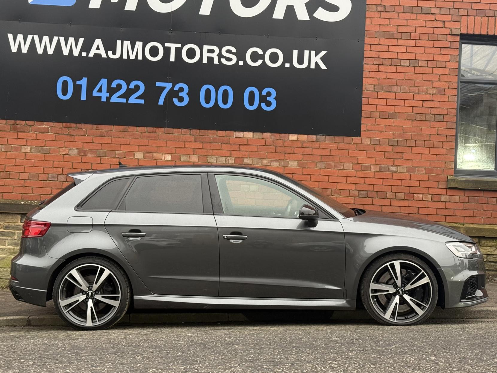 Audi RS3 2.5 TFSI Audi Sport Edition Sportback 5dr Petrol S Tronic quattro Euro 6 (s/s) (400 ps)