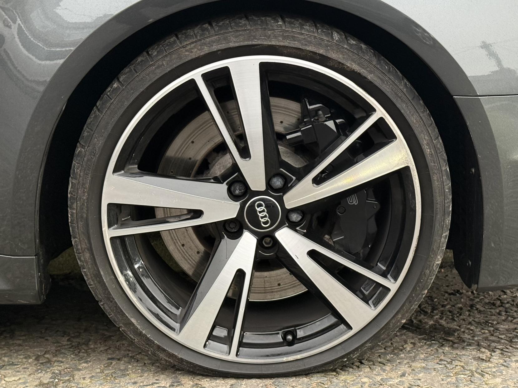 Audi RS3 2.5 TFSI Audi Sport Edition Sportback 5dr Petrol S Tronic quattro Euro 6 (s/s) (400 ps)