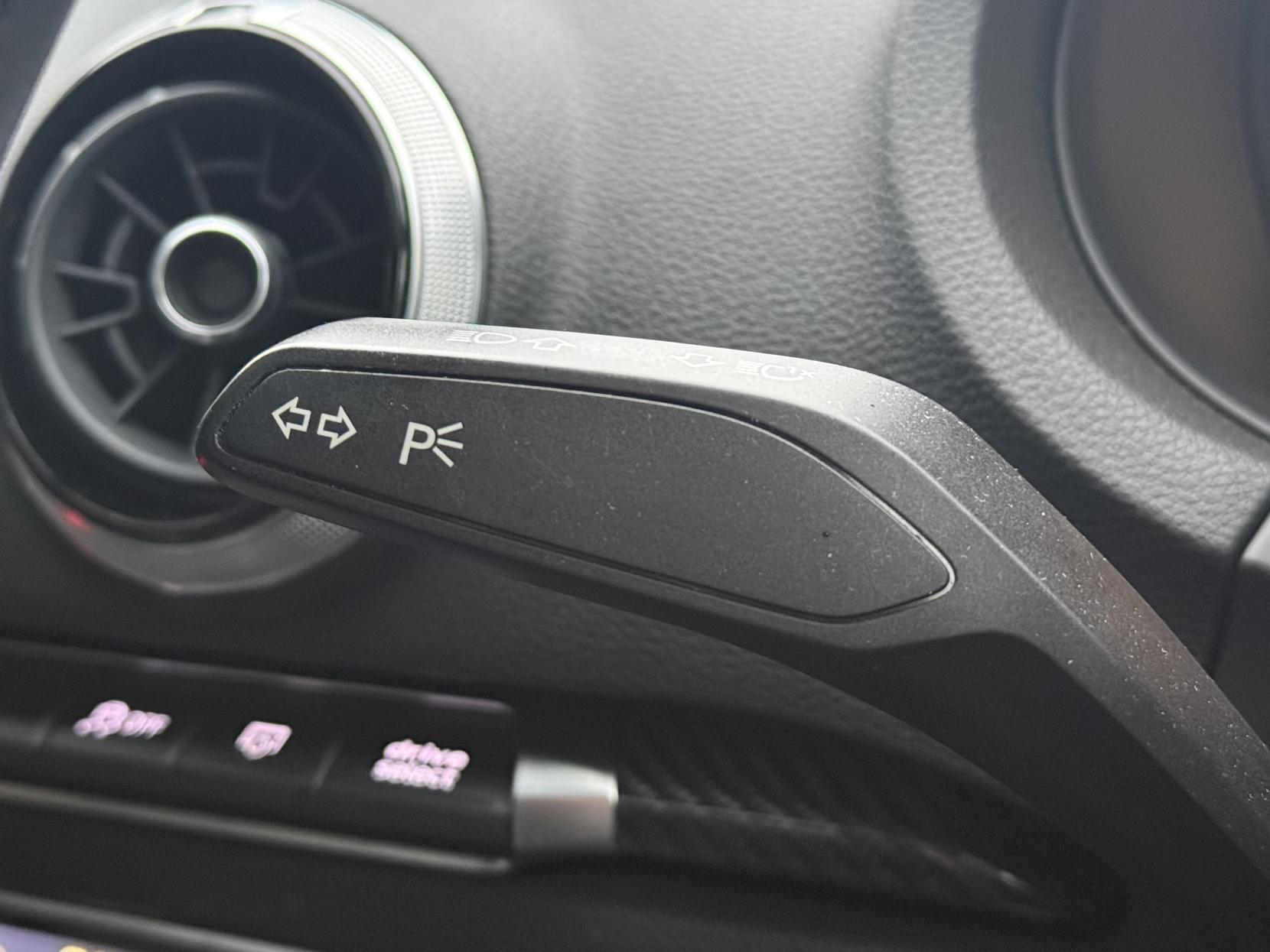 Audi RS3 2.5 TFSI Audi Sport Edition Sportback 5dr Petrol S Tronic quattro Euro 6 (s/s) (400 ps)