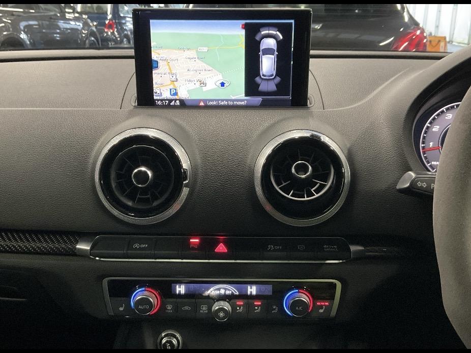 Audi RS3 2.5 TFSI Audi Sport Edition Sportback 5dr Petrol S Tronic quattro Euro 6 (s/s) (400 ps)