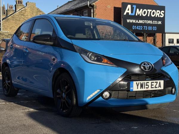 Toyota AYGO 1.0 VVT-i x-cite Hatchback 5dr Petrol Manual Euro 6 (68 ps)