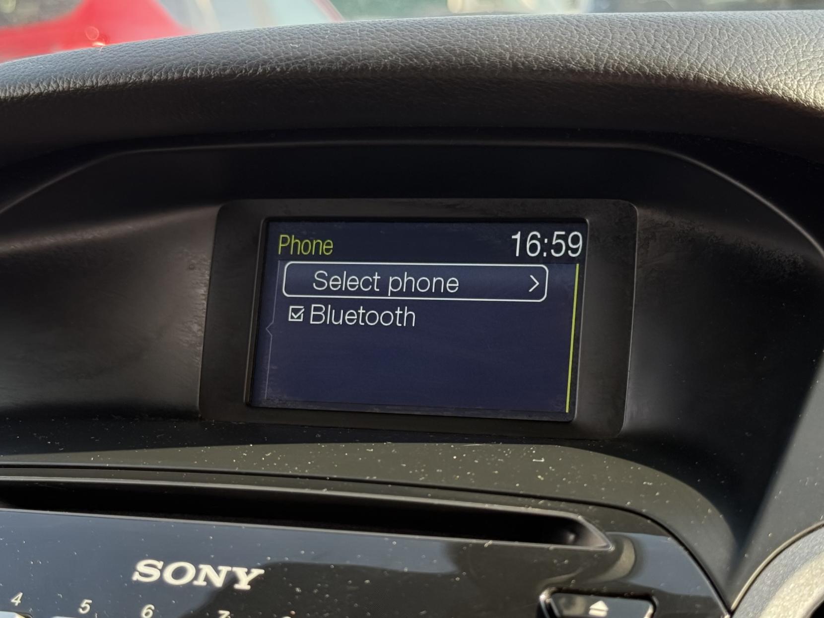 Ford Focus 1.6 Titanium Hatchback 5dr Petrol Manual Euro 5 (125 ps)