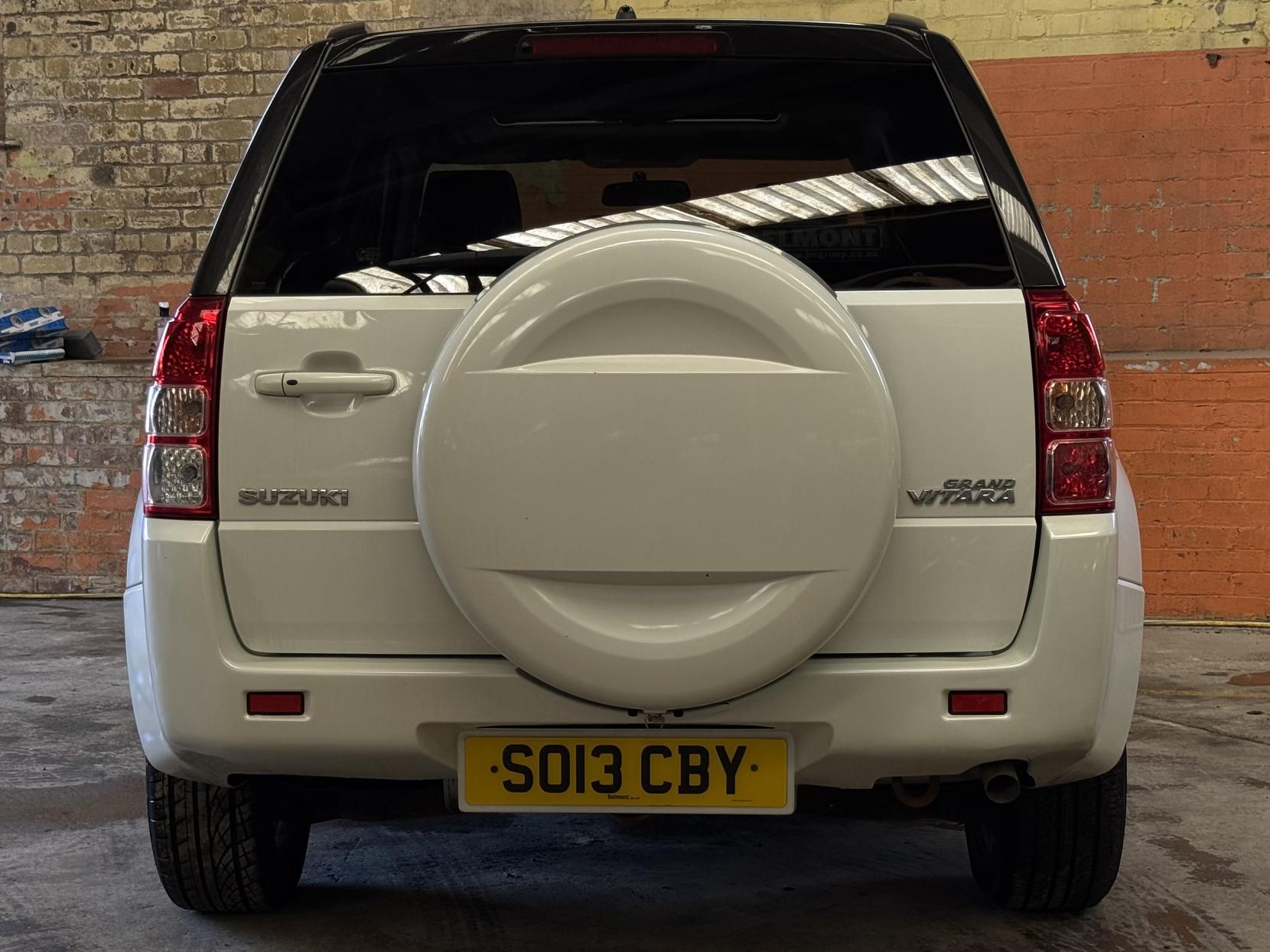 Suzuki Grand Vitara 1.9 DDiS SZ5 SUV 5dr Diesel Manual 4WD Euro 5 (129 ps)