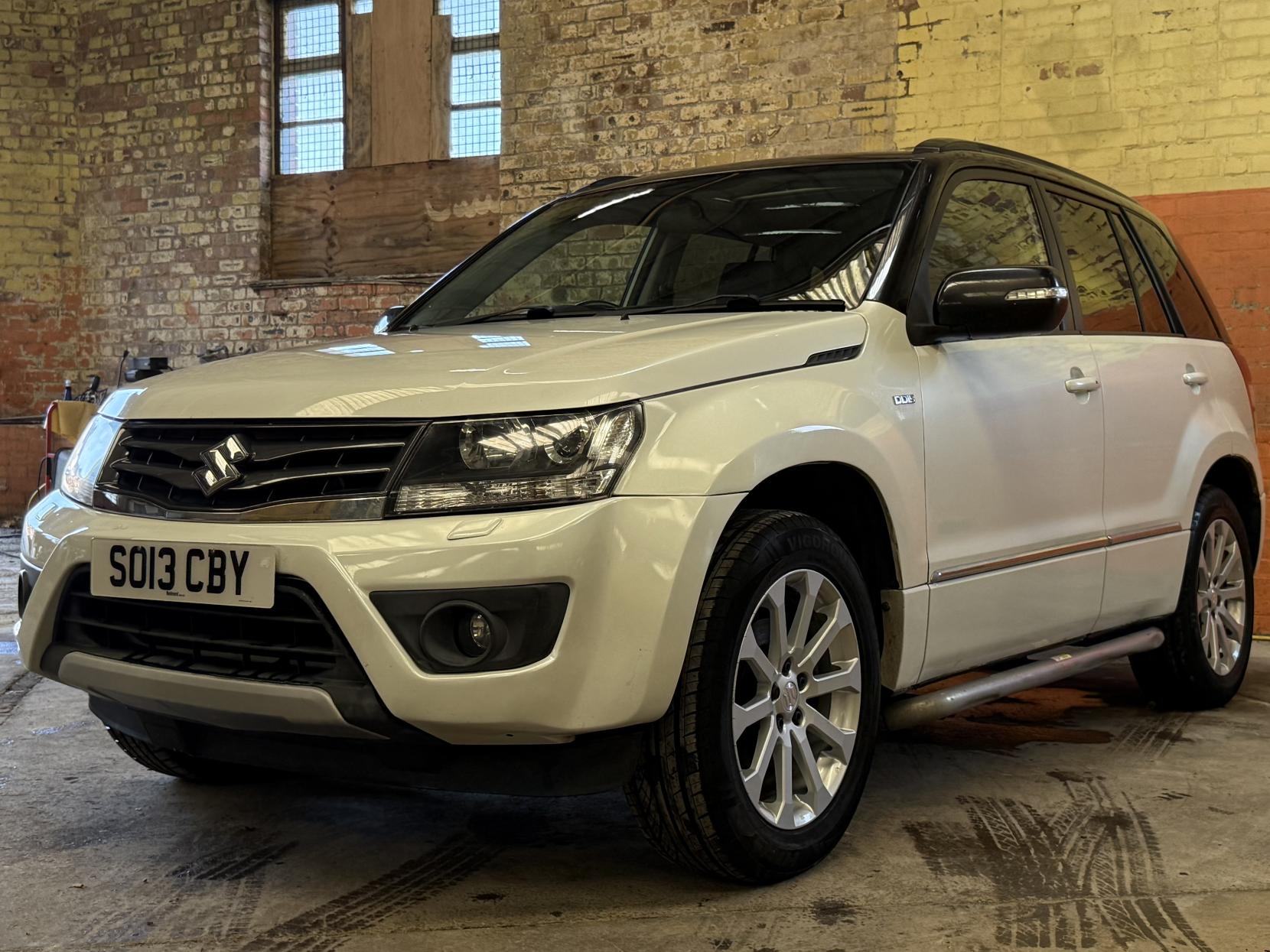 Suzuki Grand Vitara 1.9 DDiS SZ5 SUV 5dr Diesel Manual 4WD Euro 5 (129 ps)