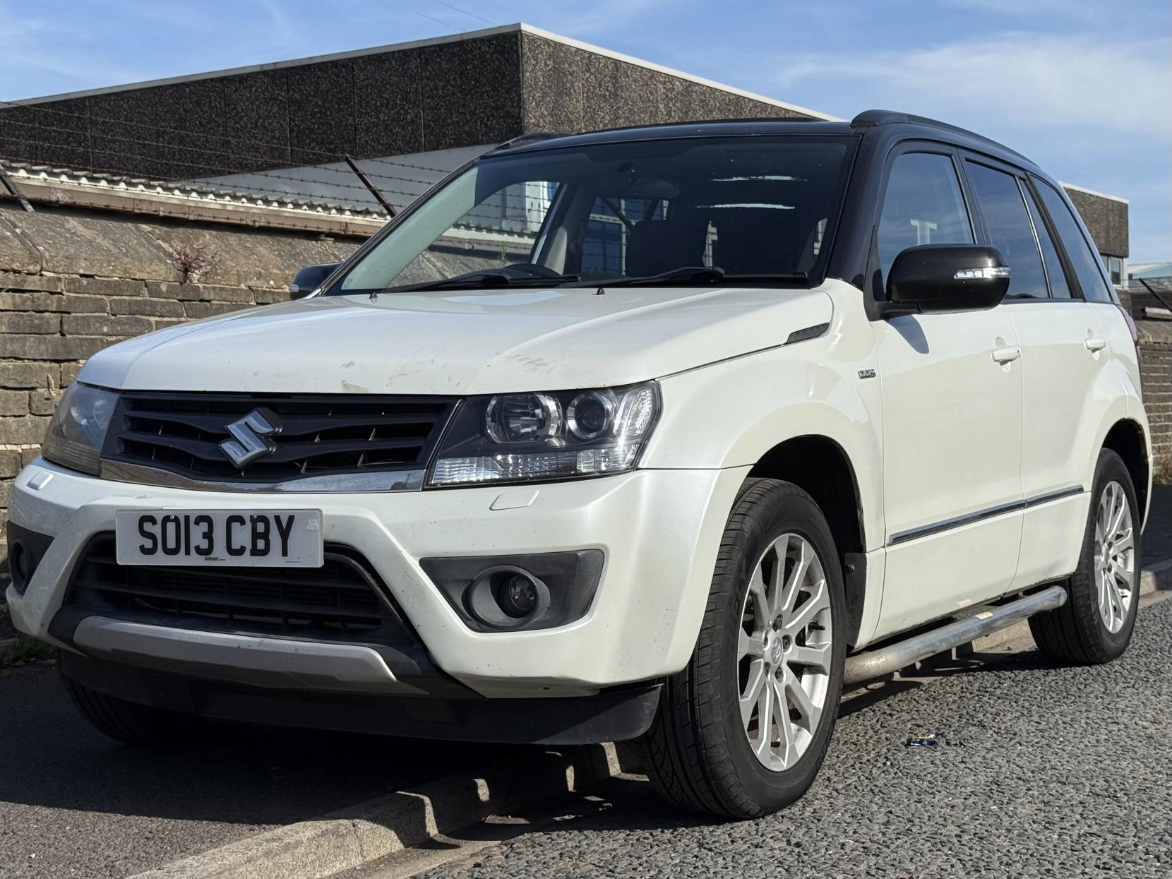 Suzuki Grand Vitara 1.9 DDiS SZ5 SUV 5dr Diesel Manual 4WD Euro 5 (129 ps)