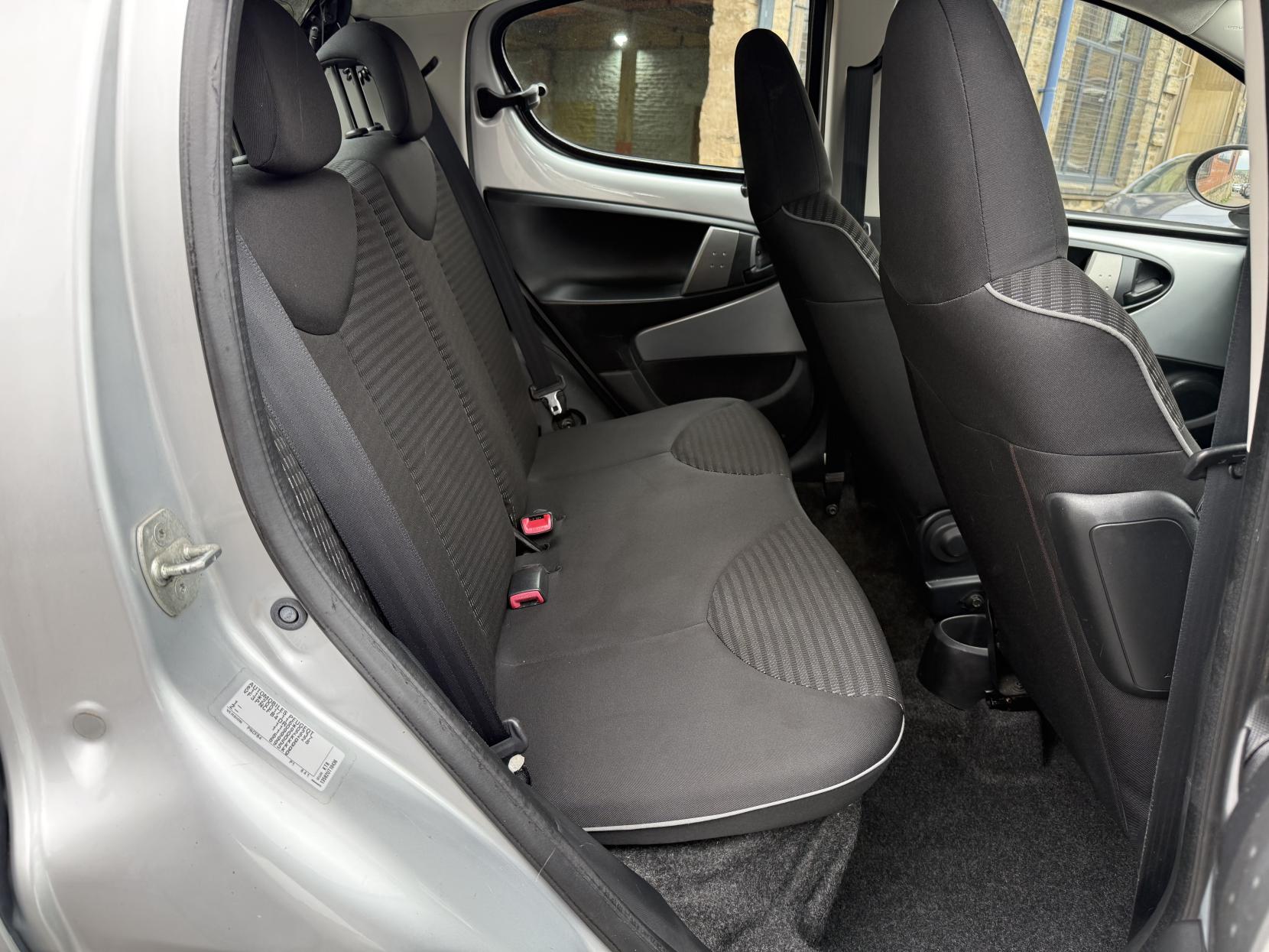 Peugeot 107 1.0 12V Active Hatchback 5dr Petrol Manual Euro 5 (68 ps)