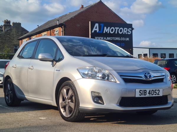 Toyota Auris 1.8 VVT-h T4 Hatchback 5dr Petrol Hybrid CVT Euro 5 (s/s) (136 ps)