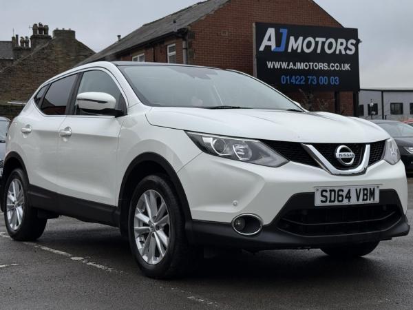 Nissan Qashqai 1.2 DIG-T Acenta Premium SUV 5dr Petrol Manual 2WD Euro 5 (s/s) (115 ps)