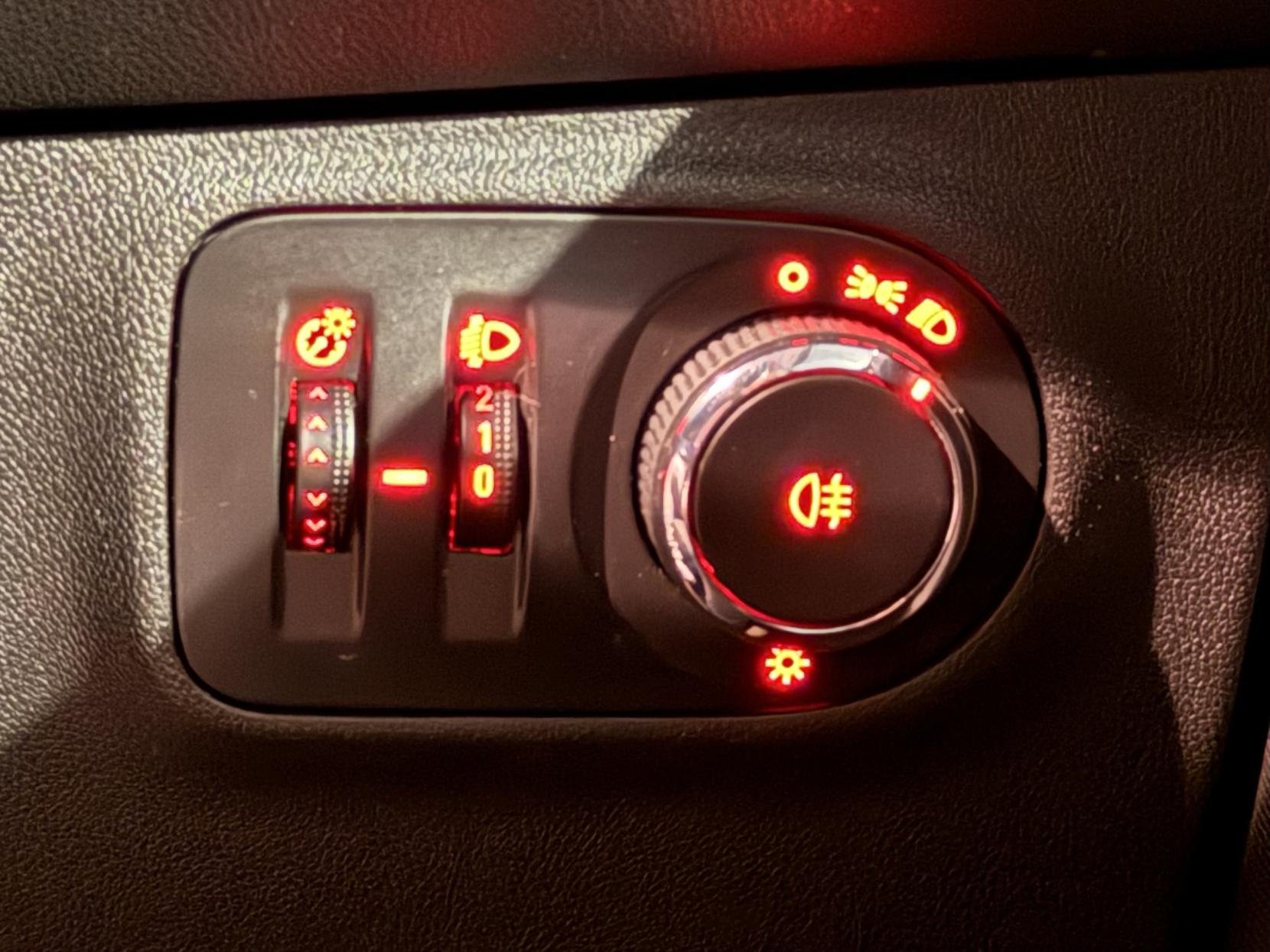 Vauxhall Corsa 1.2i Sting Hatchback 3dr Petrol Manual Euro 6 (70 ps)