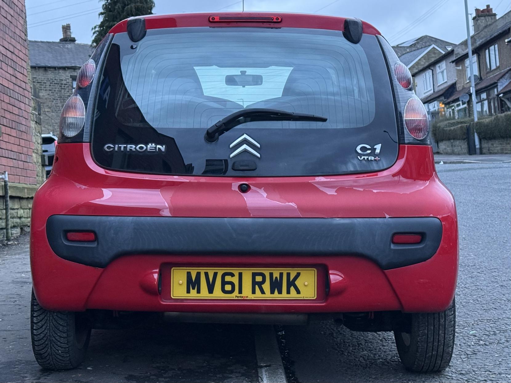 Citroen C1 1.0i VTR+ Hatchback 5dr Petrol Manual Euro 5 (68 ps)