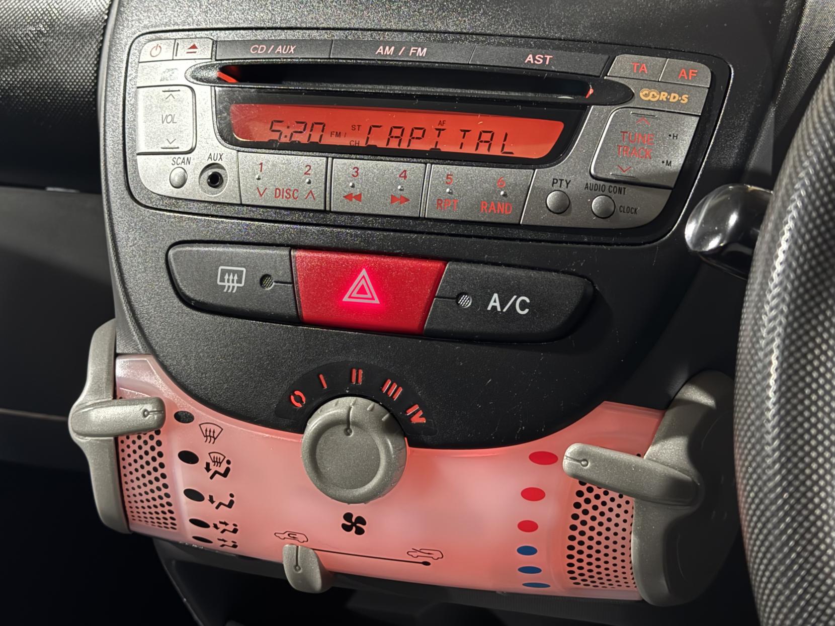 Citroen C1 1.0i VTR+ Hatchback 5dr Petrol Manual Euro 5 (68 ps)