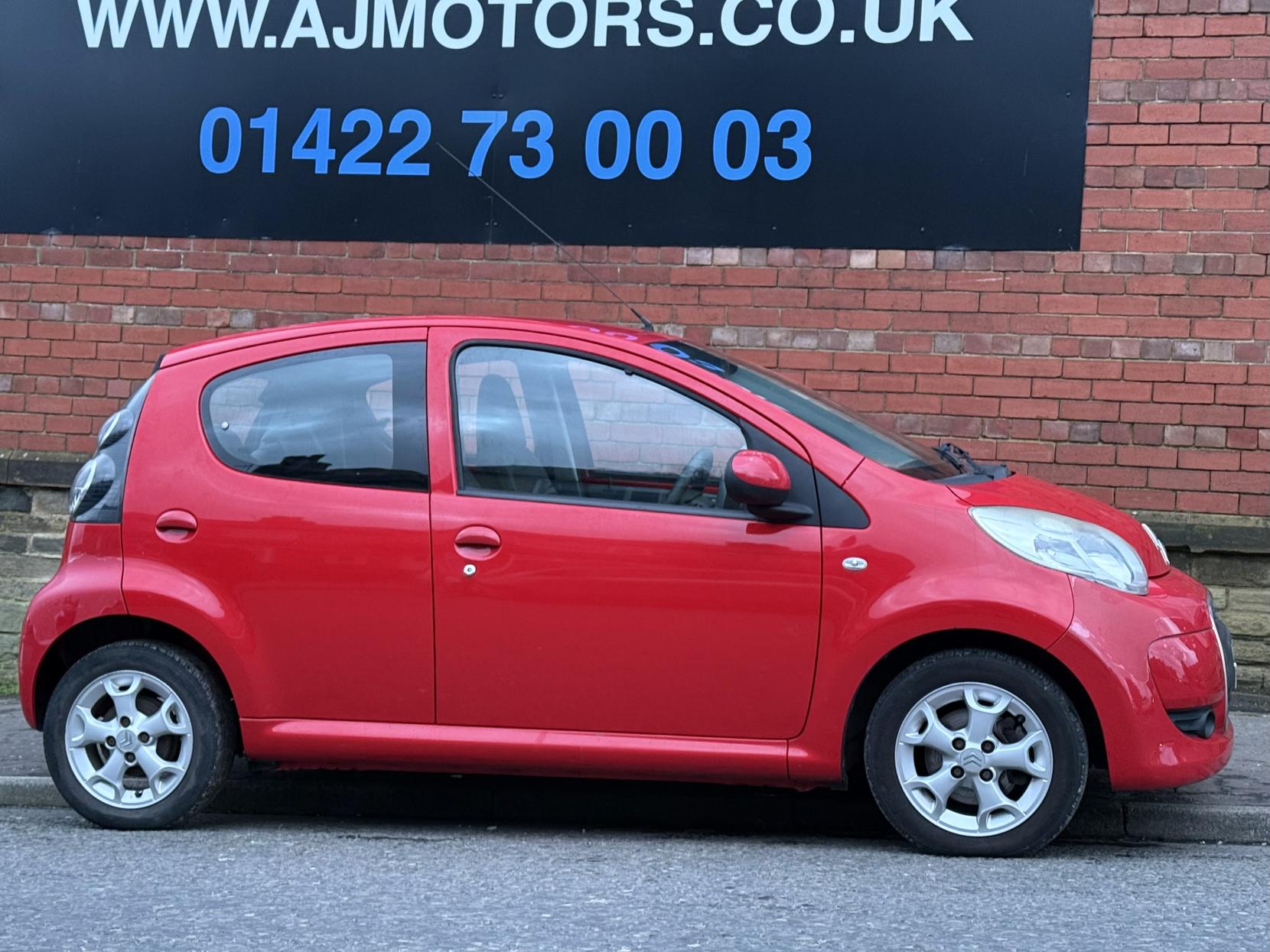 Citroen C1 1.0i VTR+ Hatchback 5dr Petrol Manual Euro 5 (68 ps)