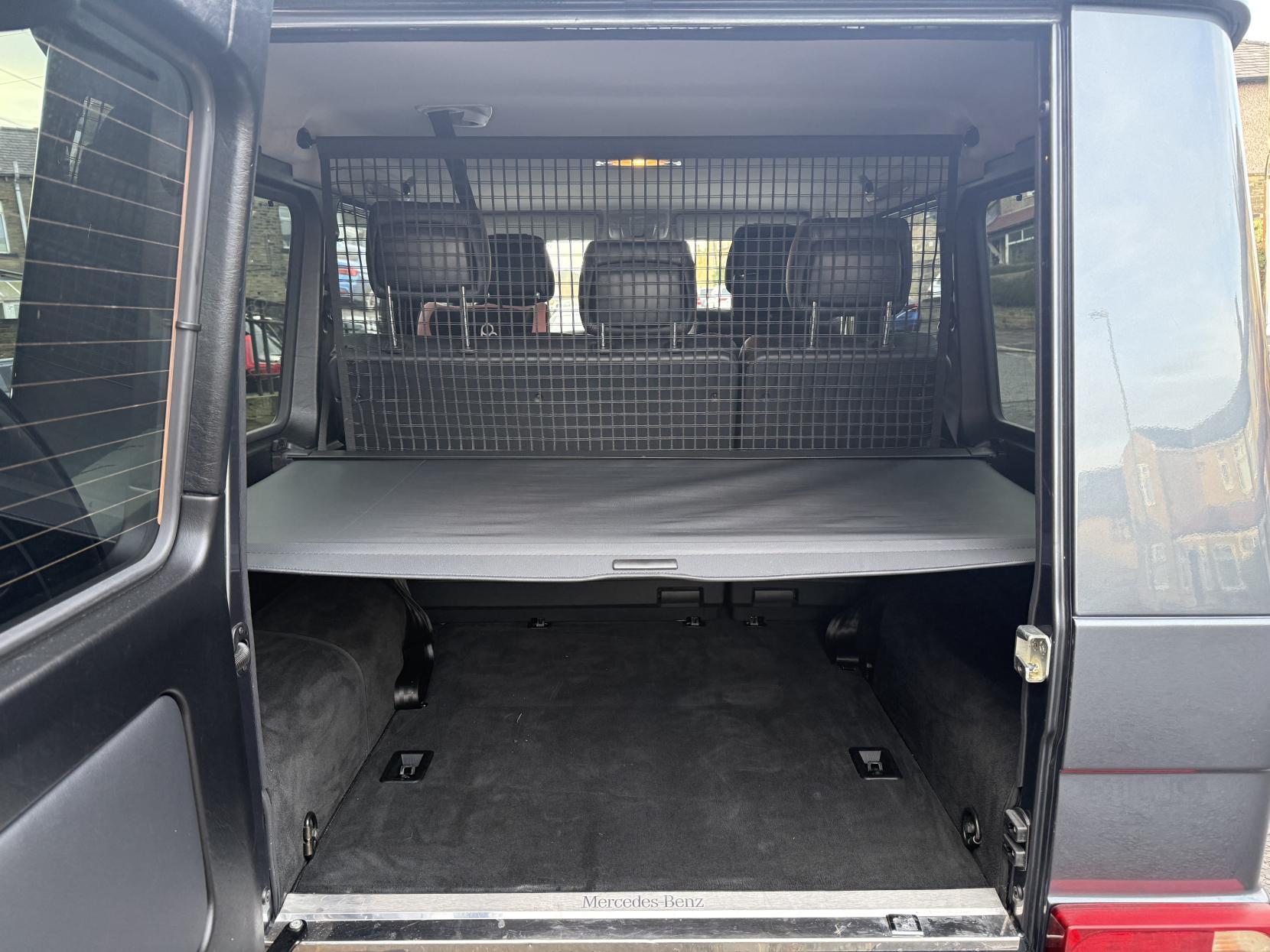 Mercedes-Benz G Class 3.0 G350 CDI V6 SUV 5dr Diesel G-Tronic 4WD Euro 6 (s/s) (245 ps)