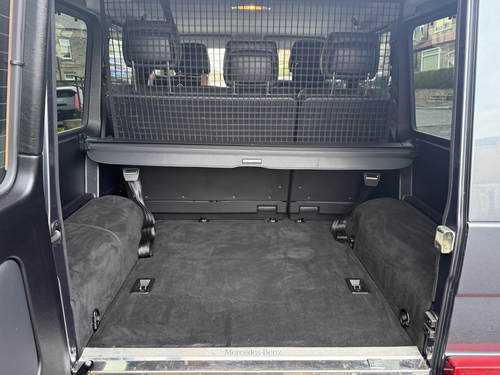 Mercedes-Benz G Class 3.0 G350 CDI V6 SUV 5dr Diesel G-Tronic 4WD Euro 6 (s/s) (245 ps)