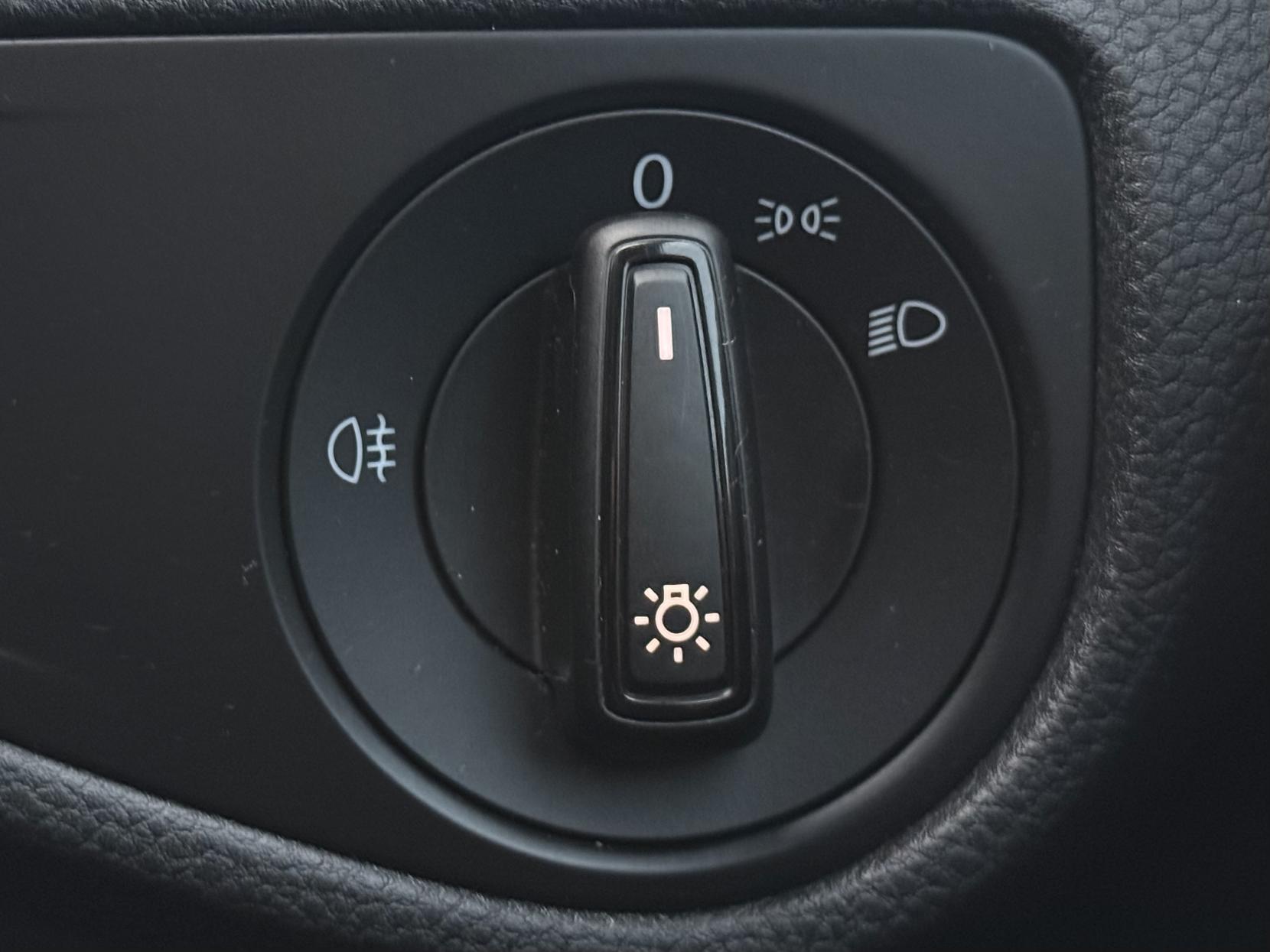 Volkswagen Golf 1.6 TDI S Hatchback 5dr Diesel Manual Euro 6 (s/s) (115 ps)