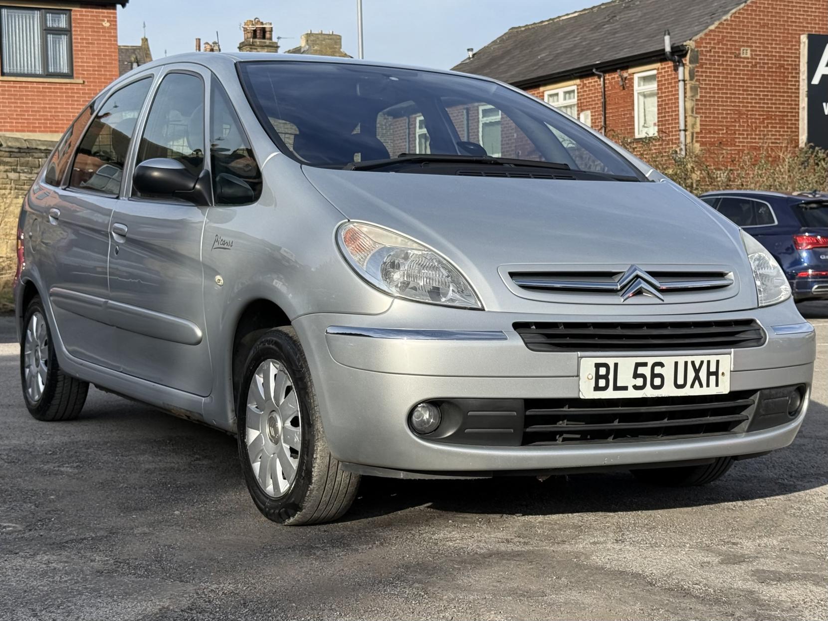 Citroen Xsara Picasso 1.6i 16V Exclusive MPV 5dr Petrol Manual (172 g/km, 110 bhp)