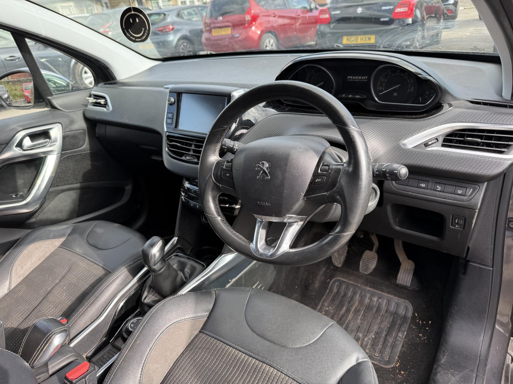 Peugeot 2008 1.6 e-HDi Allure SUV 5dr Diesel Manual Euro 5 (s/s) (92 ps)