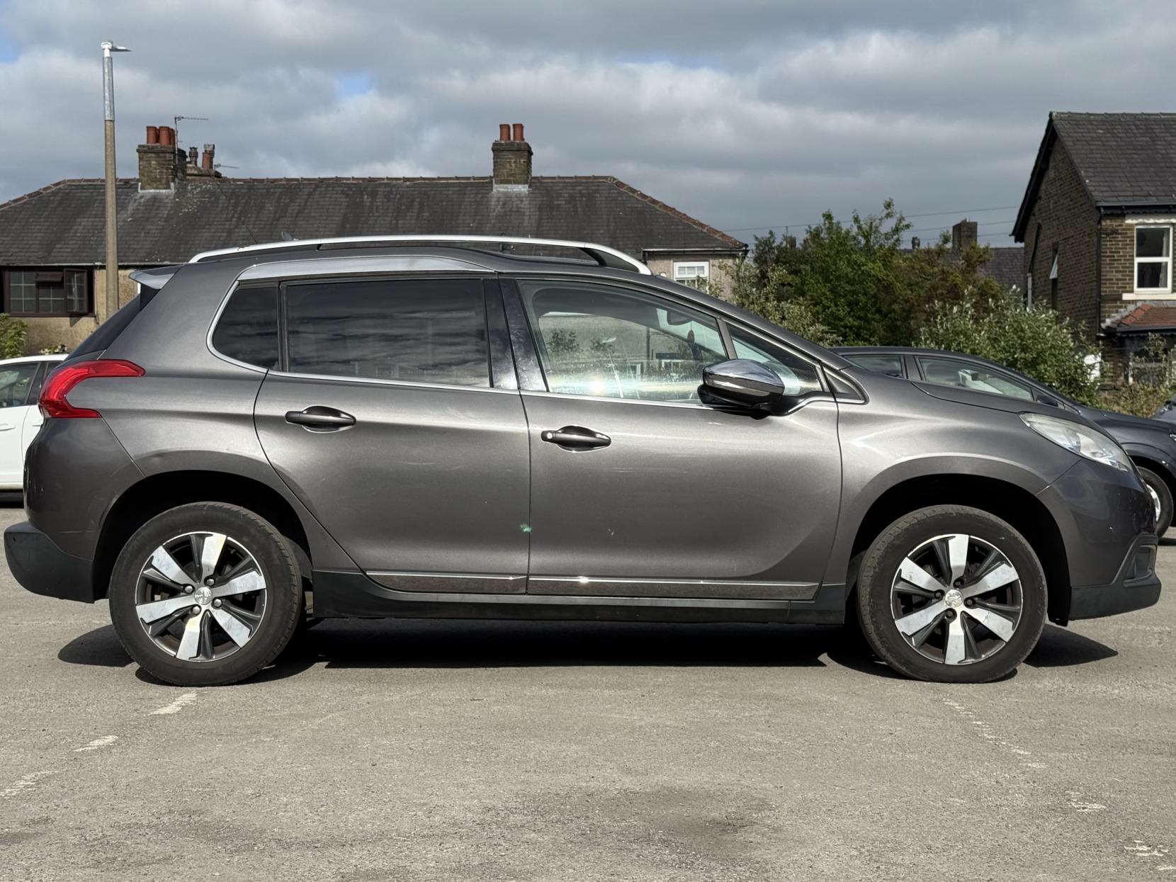 Peugeot 2008 1.6 e-HDi Allure SUV 5dr Diesel Manual Euro 5 (s/s) (92 ps)