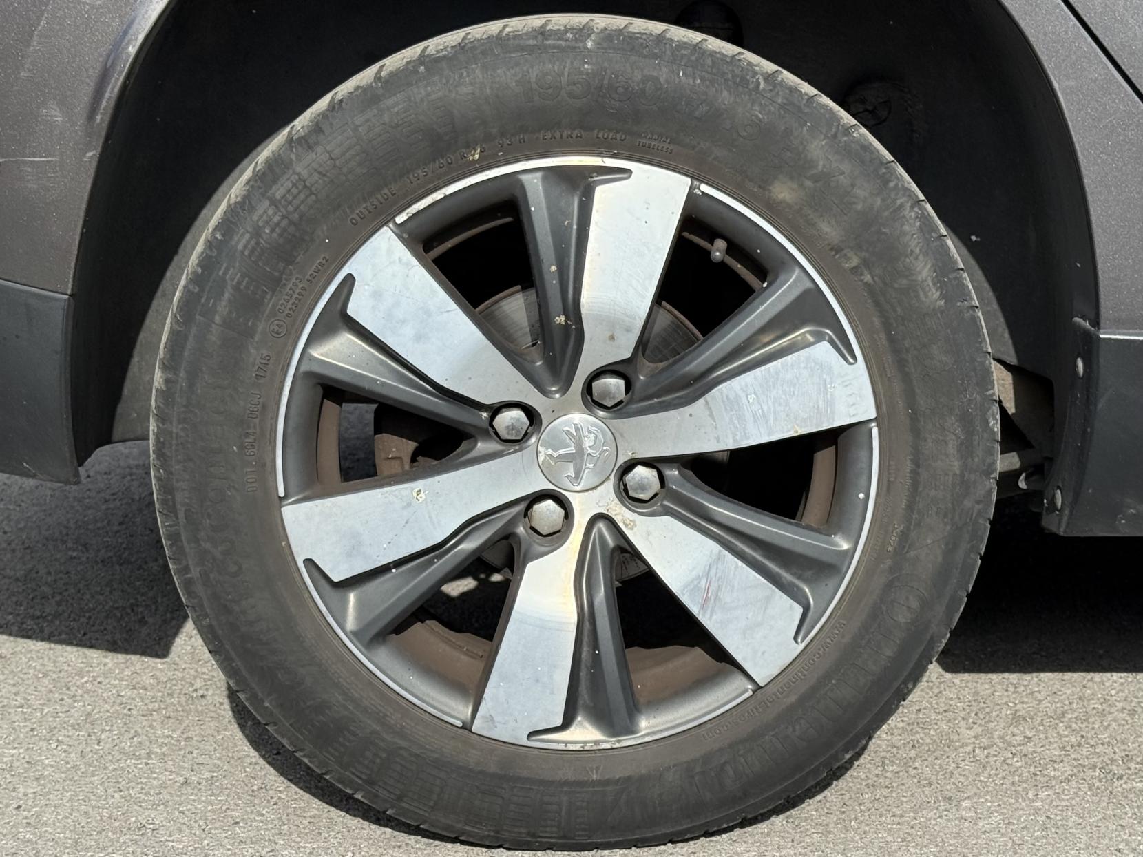 Peugeot 2008 1.6 e-HDi Allure SUV 5dr Diesel Manual Euro 5 (s/s) (92 ps)