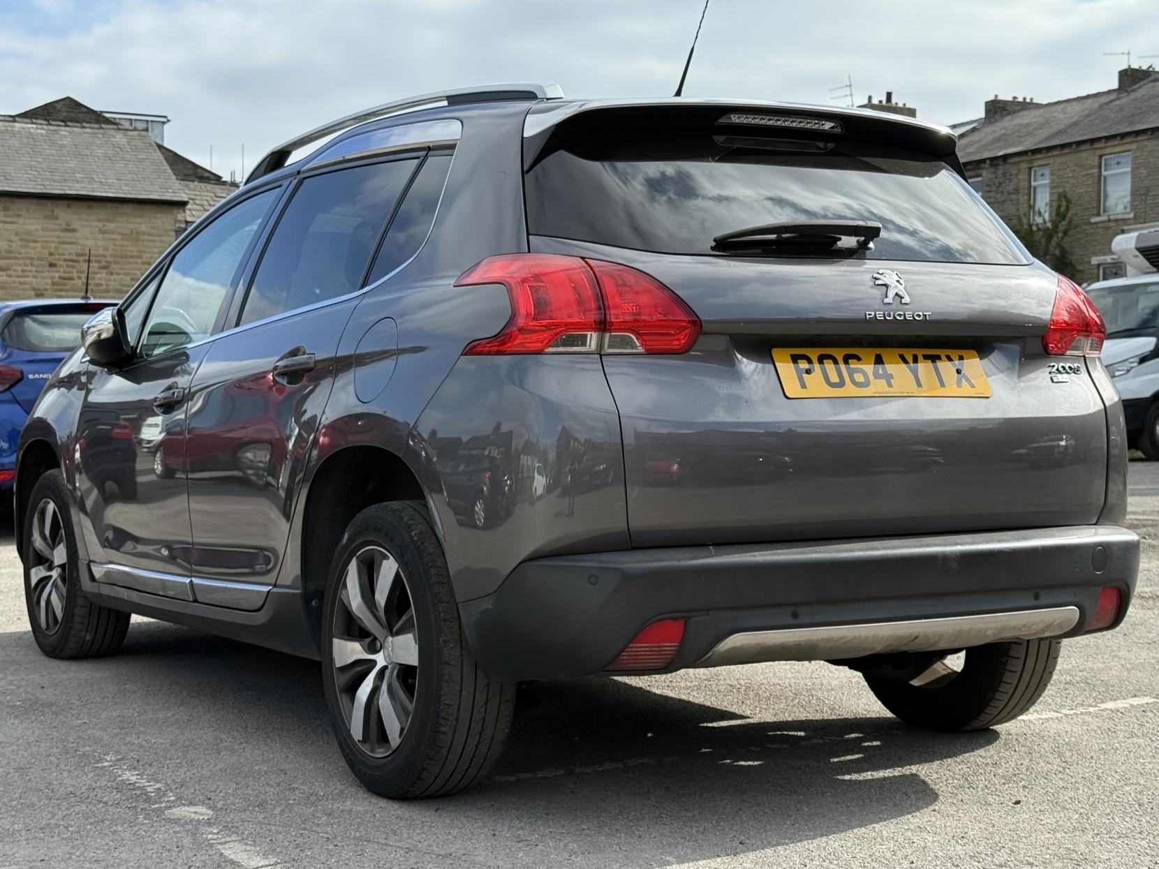 Peugeot 2008 1.6 e-HDi Allure SUV 5dr Diesel Manual Euro 5 (s/s) (92 ps)